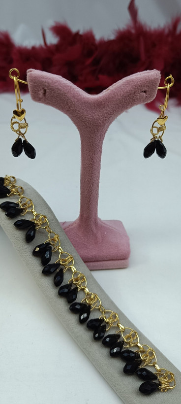 گوشواره تابیده دانه اناری